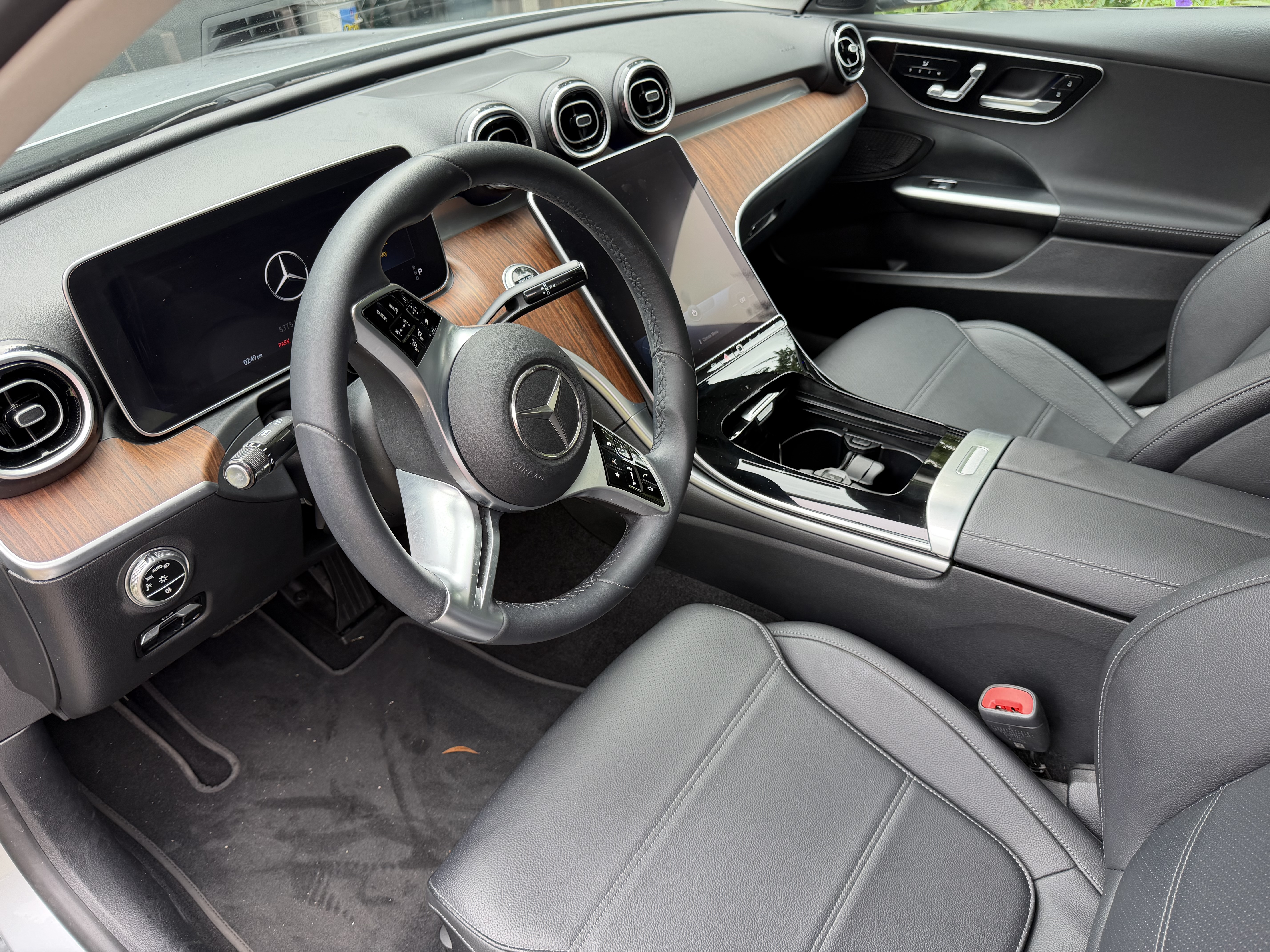 Used 2022 Mercedes-Benz C 300 Sedan image 8