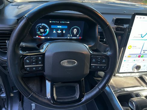 Used 2023 Ford F150 Lightning Platinum image 15