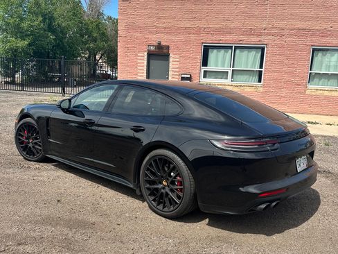 Used 2019 Porsche Panamera GTS AWD/4WD image 2