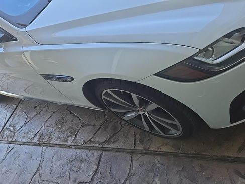 Used 2016 Jaguar XF S RWD image 2