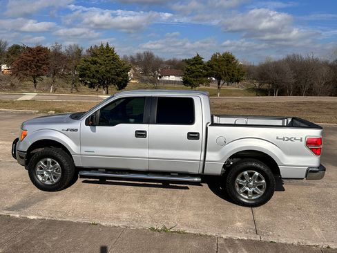 Used 2013 Ford F150 XLT w/ XLT Chrome Pkg image 5