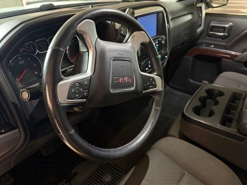 Used 2019 GMC Sierra 1500 SLE w/ SLE Value Package AWD/4WD image 16