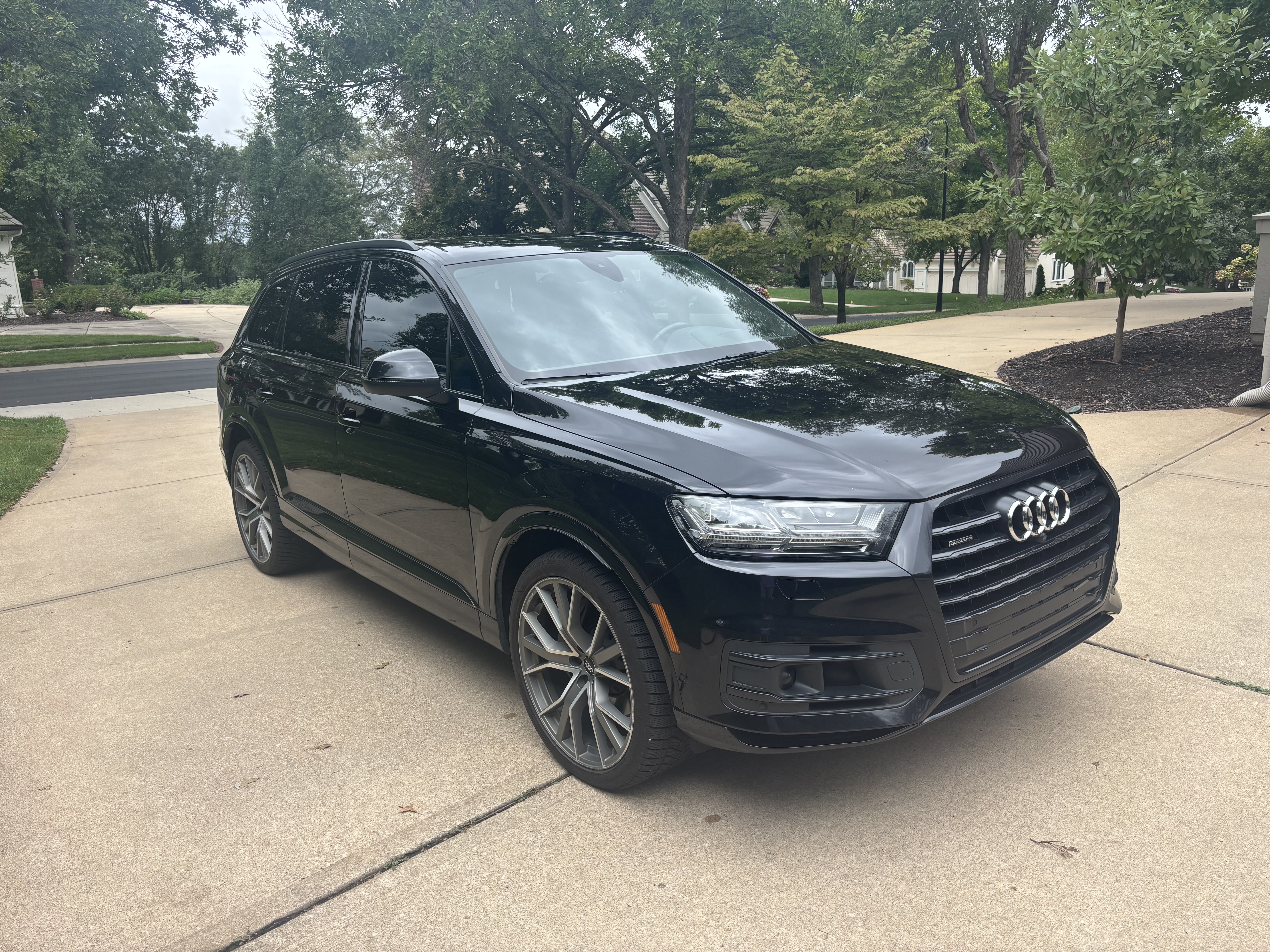 Used 2019 Audi Q7 3.0T Prestige AWD/4WD image 5