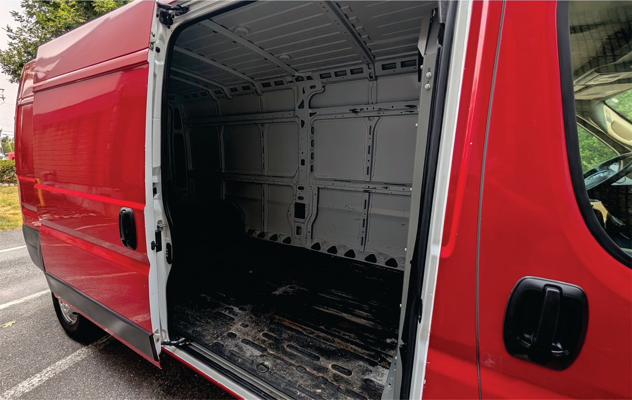 Used 2018 RAM ProMaster 2500 w/ Interior Convenience Group FWD image 17