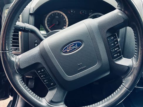 Used 2011 Ford Escape Limited w/ 301A Rapid Spec Order Code AWD/4WD image 18