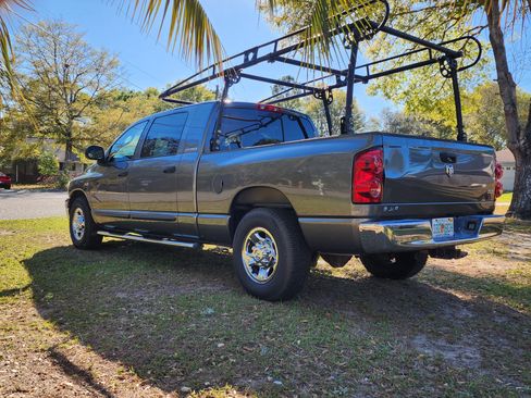 Used 2007 Dodge Ram 1500 Truck SLT w/ Trailer Tow Group RWD image 2