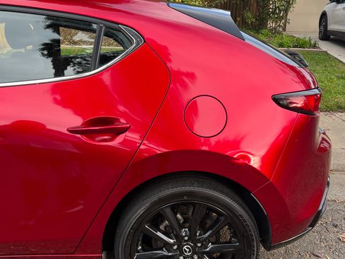 Used 2020 MAZDA MAZDA3 Hatchback w/ Preferred Package image 8