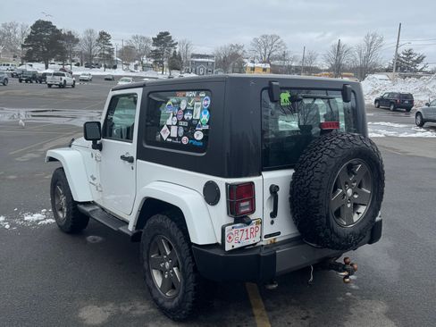 Used 2012 Jeep Wrangler Sport image 5