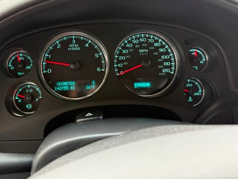 Used 2011 Chevrolet Tahoe LTZ image 9