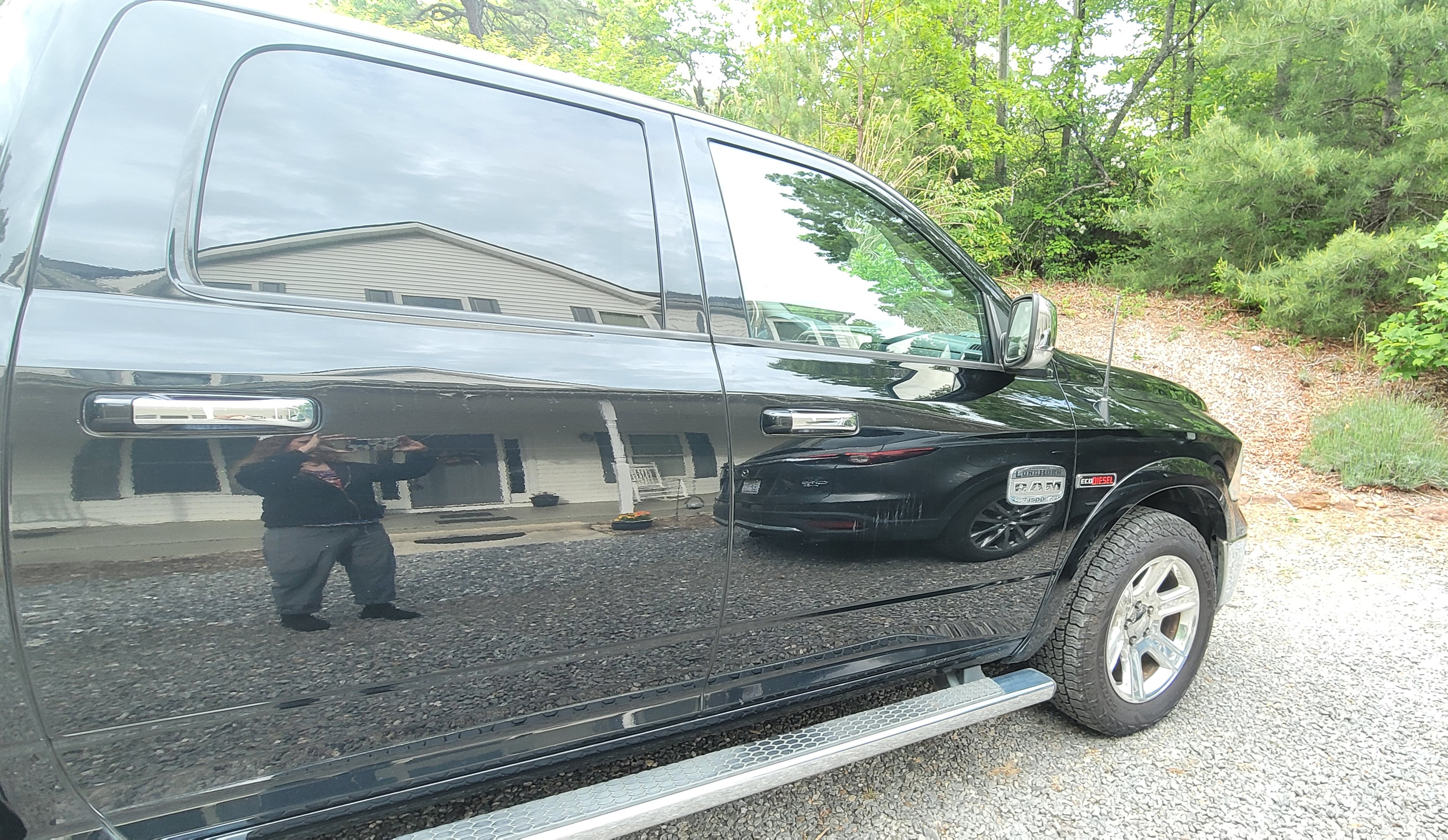 Used 2014 RAM 1500 Laramie Longhorn AWD/4WD image 2