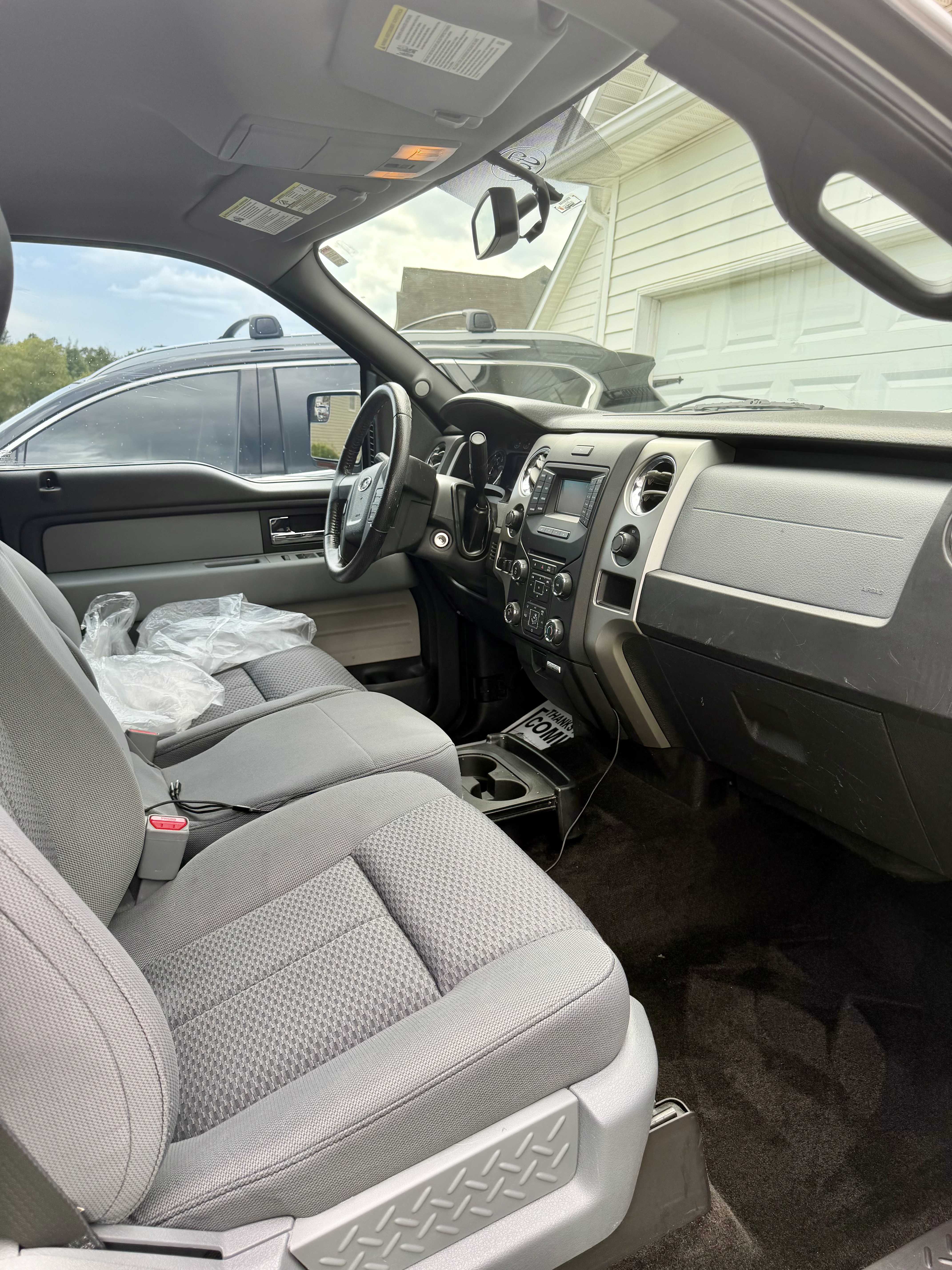 Used 2013 Ford F150 XLT w/ Luxury Equipment Group RWD image 17