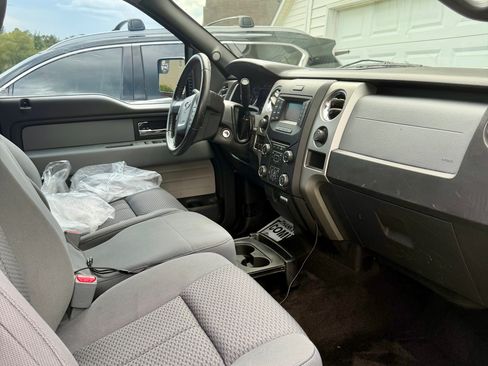 Used 2013 Ford F150 XLT w/ Luxury Equipment Group RWD image 17