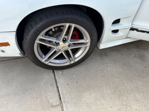 Used 2000 Pontiac Firebird Formula image 16