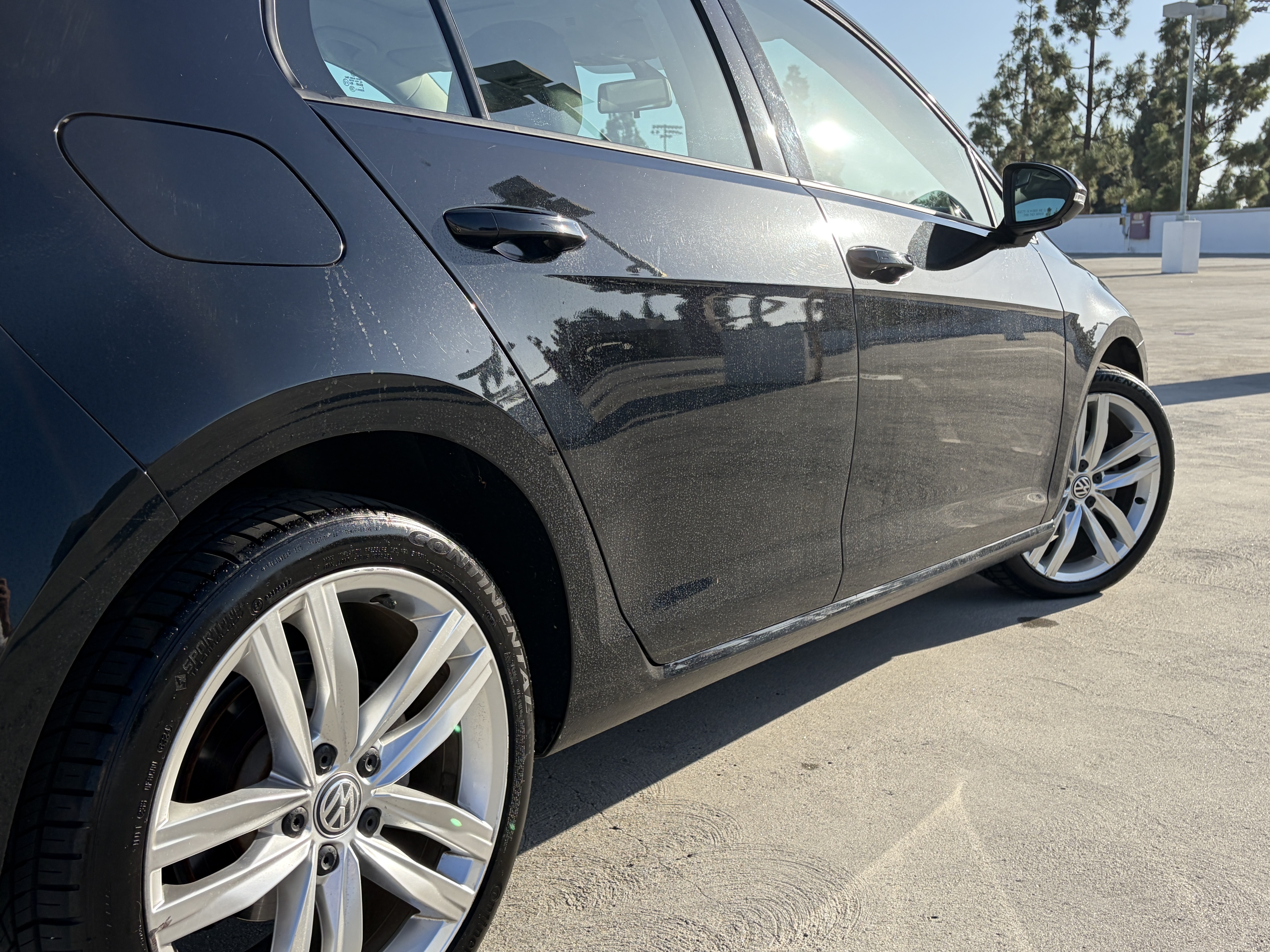 Used 2016 Volkswagen Golf SE w/ Lighting Package FWD image 13