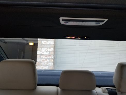 Used 2011 Mercedes-Benz E 350 E 350 Sedan 4D image 32