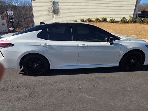 Used 2023 Toyota Camry XSE image 2