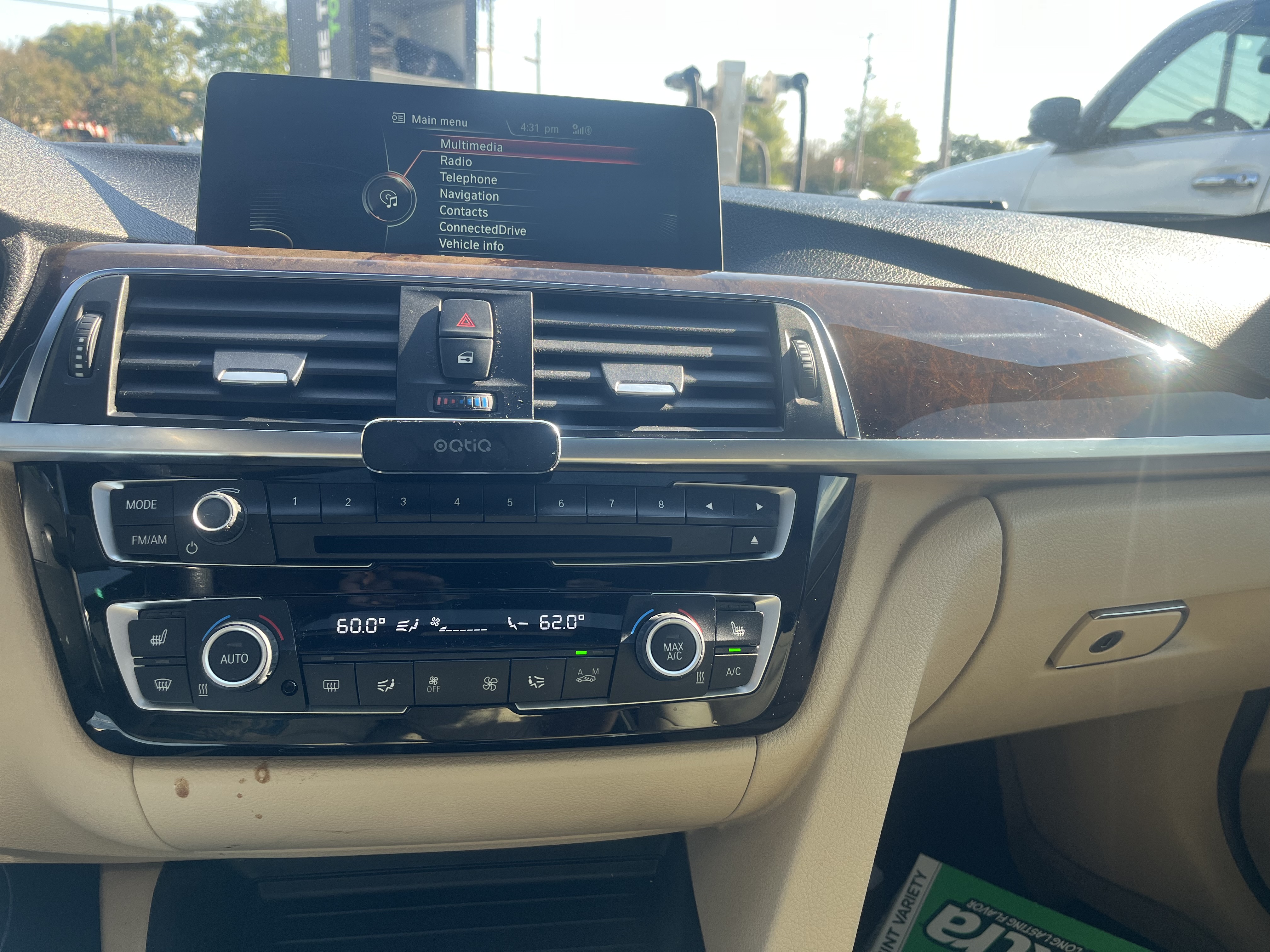 Used 2016 BMW 328i Sedan RWD image 2