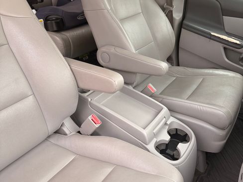 Used 2014 Honda Odyssey EX-L image 5