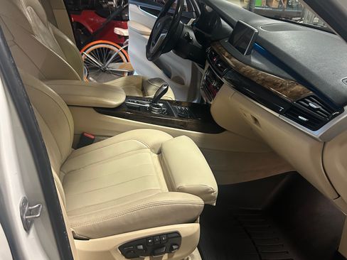 Used 2015 BMW X5 sDrive35i image 10