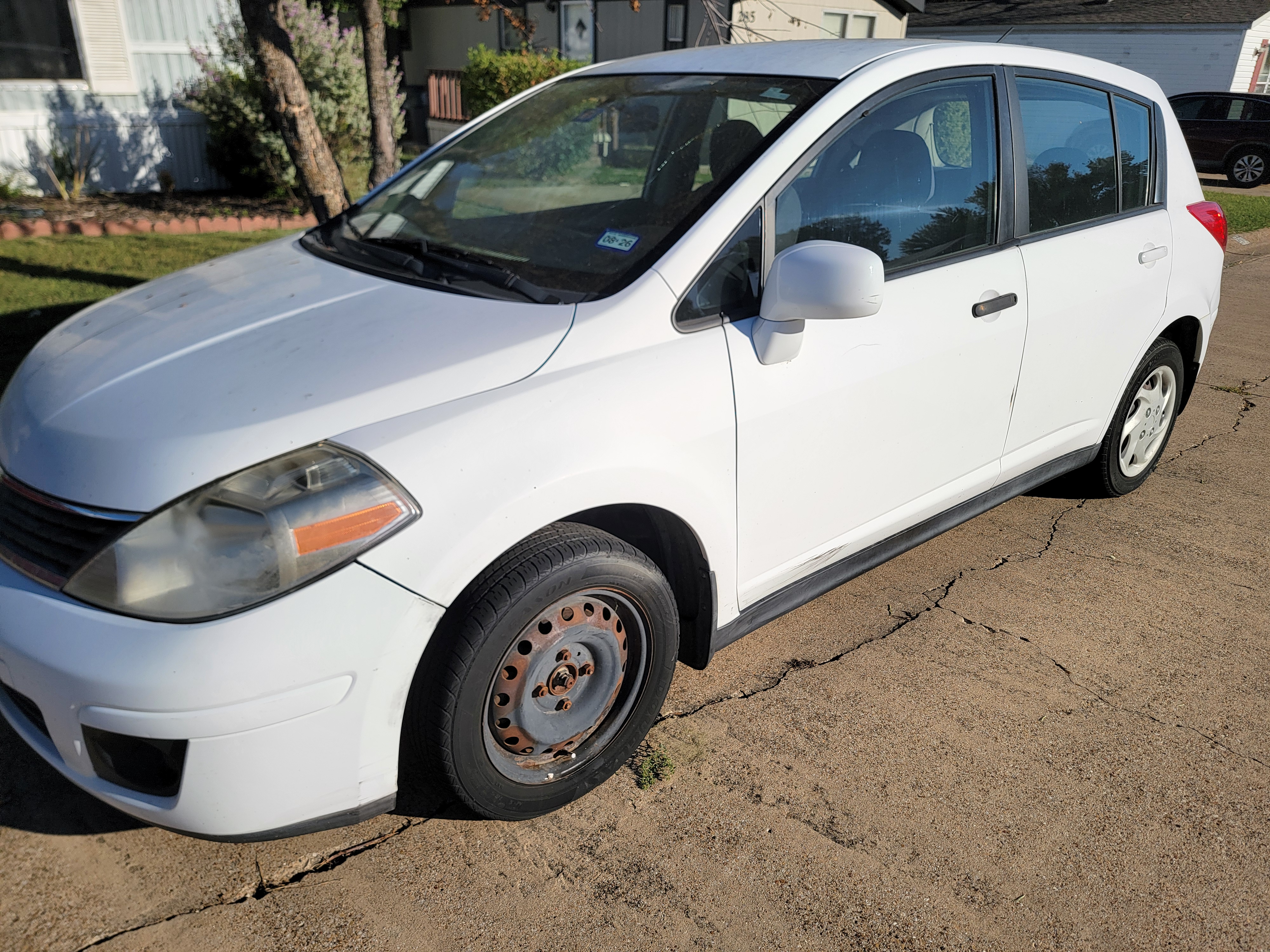 Used 2009 Nissan Versa 1.8 S w/ PWR Pkg FWD image 12