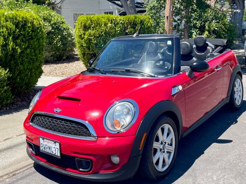 Used 2013 MINI Cooper S FWD image 4