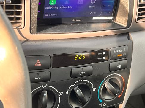 Used 2006 Toyota Corolla CE image 14