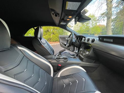 Used 2022 Ford Mustang GT Premium w/ Ford Safe & Smart Package image 27
