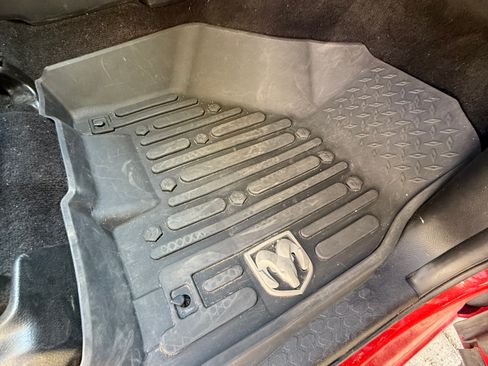 Used 2013 RAM 2500 Big Horn image 16