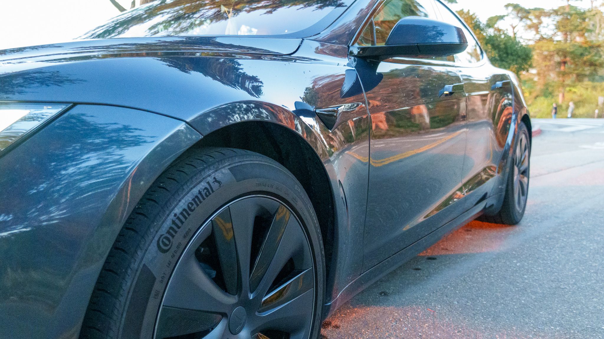 Used 2024 Tesla Model S AWD/4WD image 12