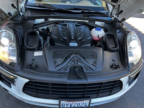 Used 2016 Porsche Macan S image 11