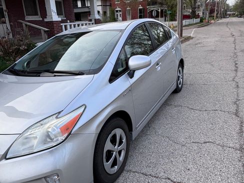 Used 2012 Toyota Prius Four image 6