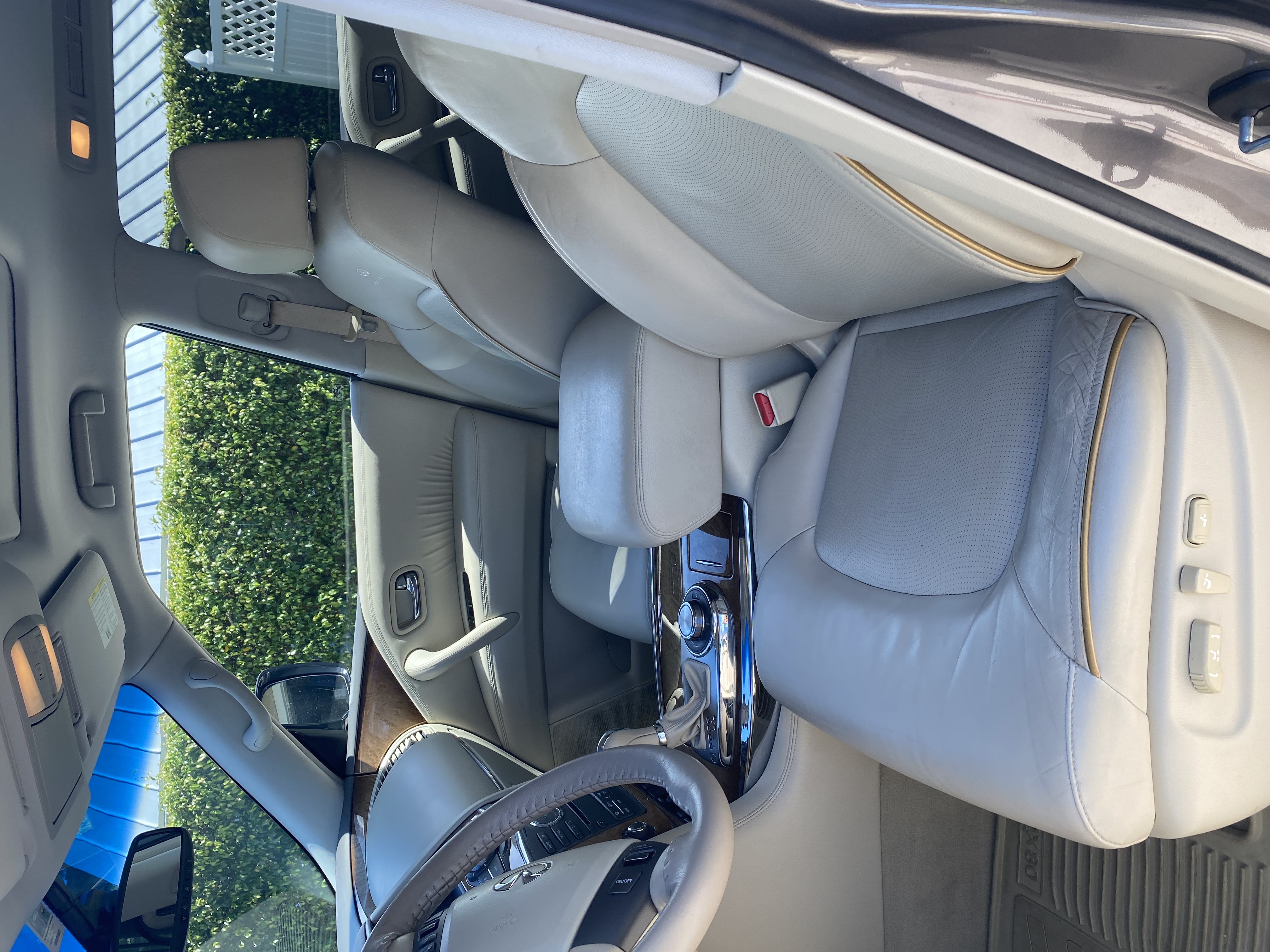 Used 2014 INFINITI QX80 4WD w/ Theater Package image 4