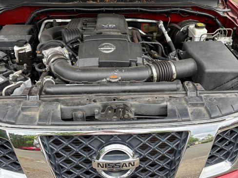 Used 2019 Nissan Frontier SV AWD/4WD image 7