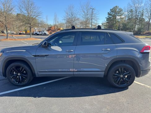 Used 2023 Volkswagen Atlas Cross Sport SEL R-Line image 8
