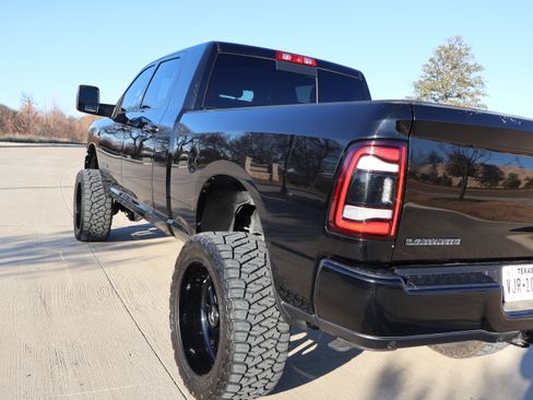 Used 2024 RAM 3500 Laramie w/ Night Edition image 14