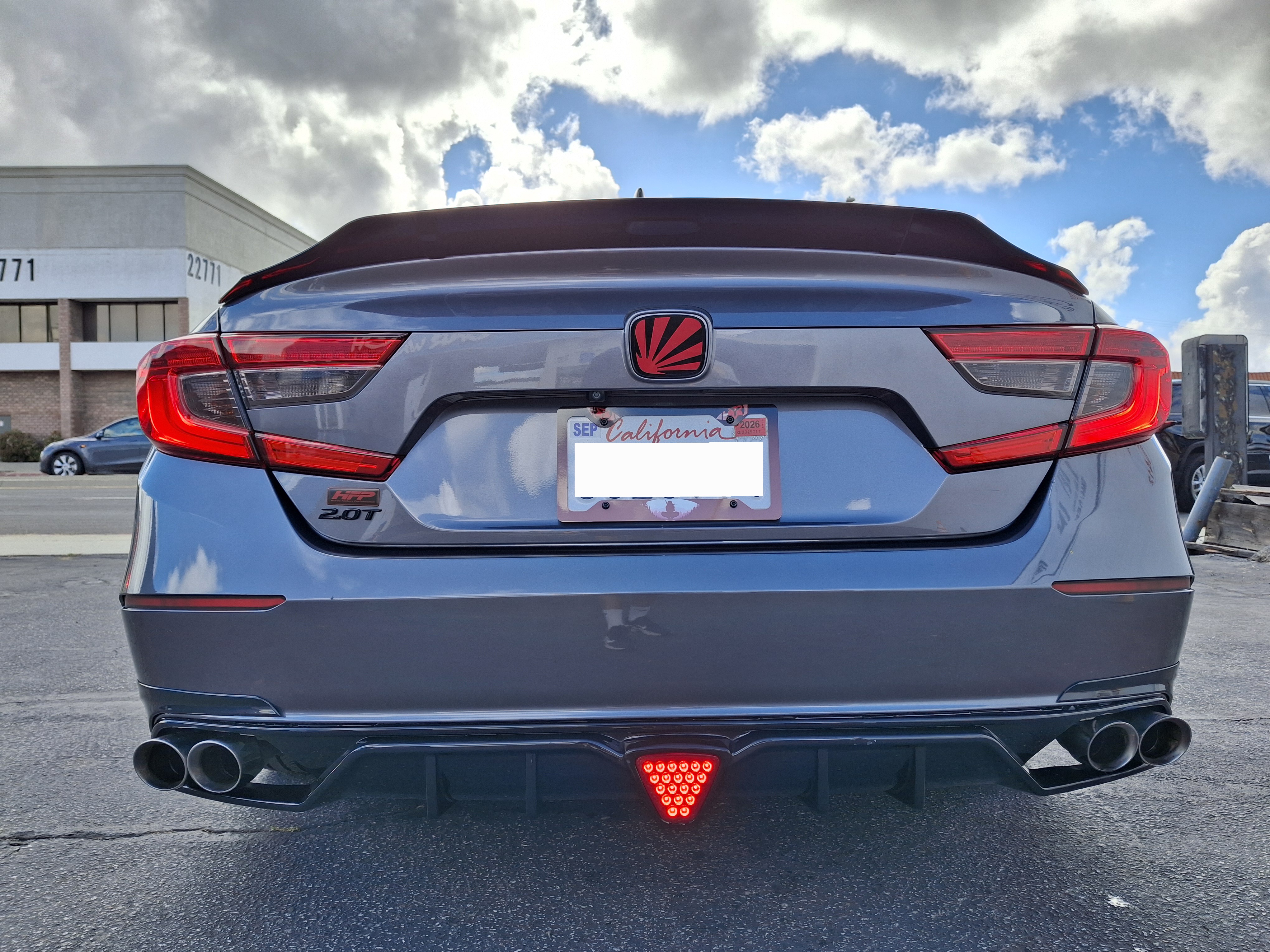 Used 2018 Honda Accord Sport image 8