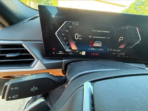 Used 2023 BMW 330i Sedan w/ Driving Assistance Package RWD image 10