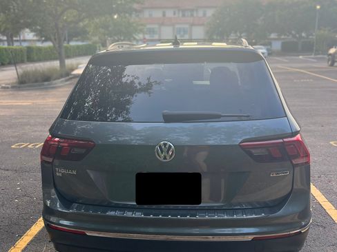 Used 2020 Volkswagen Tiguan SE w/ Panoramic Sunroof Package AWD/4WD image 10