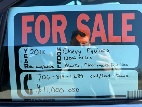 Used 2018 Chevrolet Equinox LT image 10