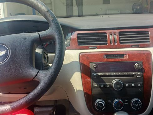 Used 2007 Chevrolet Impala LS image 9