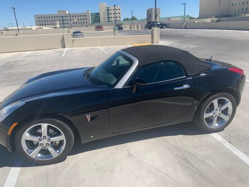 Used 2007 Pontiac Solstice GXP w/ Premium Package image 4