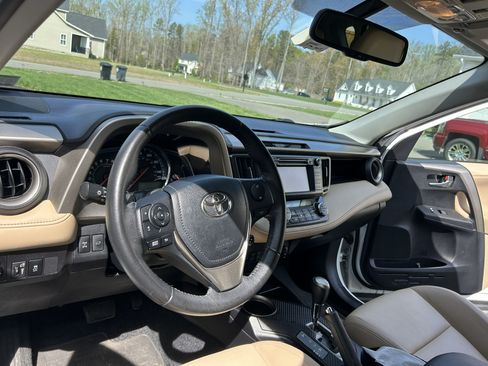 Used 2013 Toyota RAV4 Limited image 12