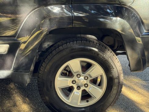 Used 2012 Jeep Liberty Sport w/ Popular Equipment Group image 20