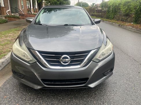 Used 2017 Nissan Altima 2.5 SV FWD image 4