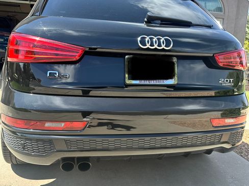 Used 2017 Audi Q3 2.0T Prestige w/ Prestige Package image 5