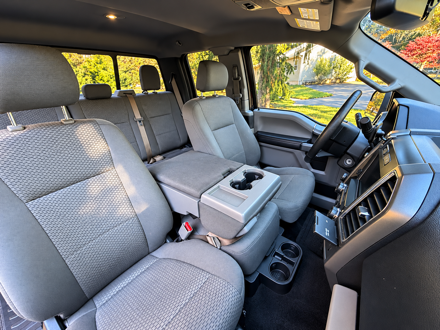 Used 2015 Ford F150 XLT w/ Equipment Group 302A Luxury AWD/4WD image 13