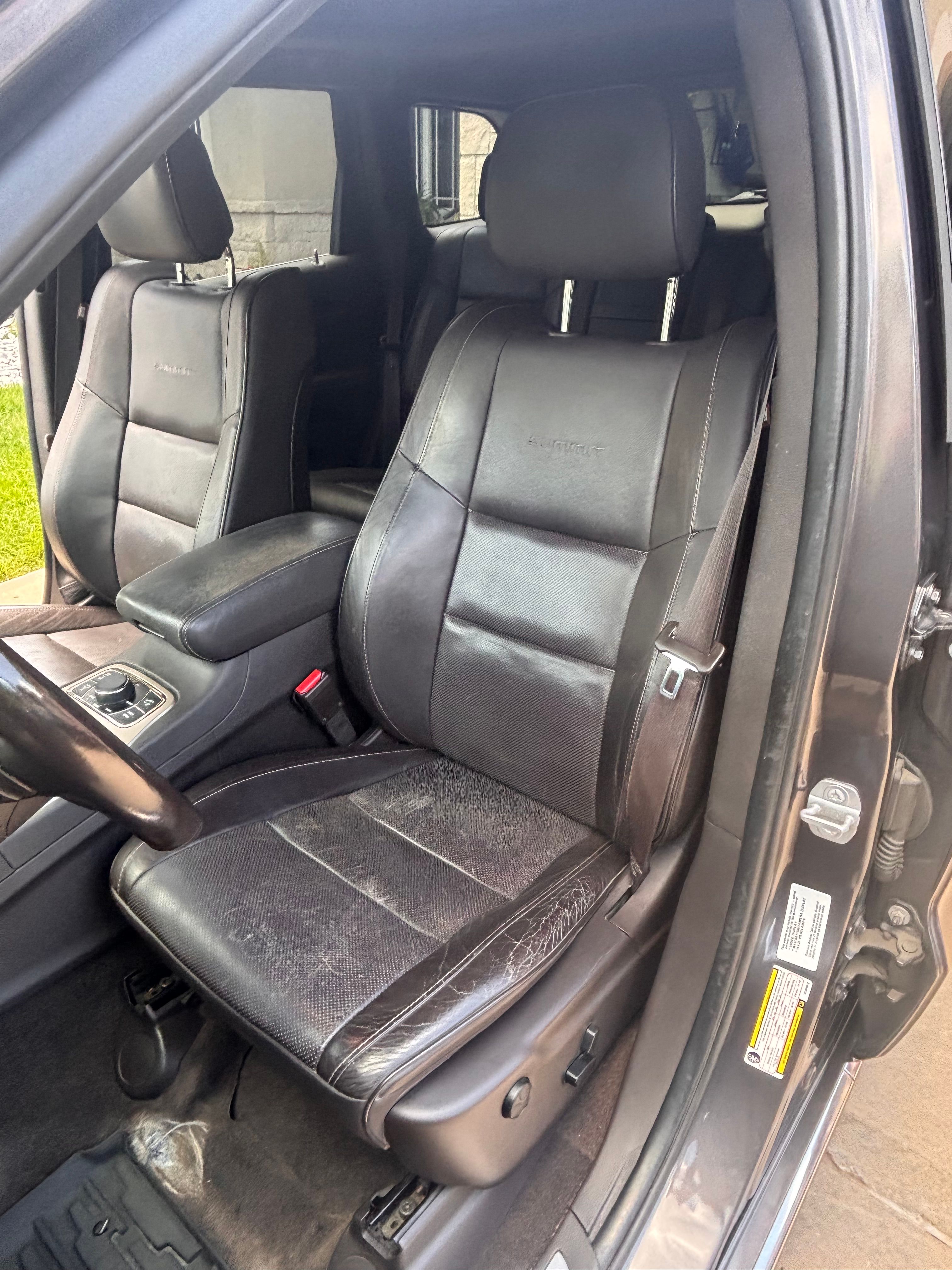 Used 2014 Jeep Grand Cherokee Summit AWD/4WD image 12