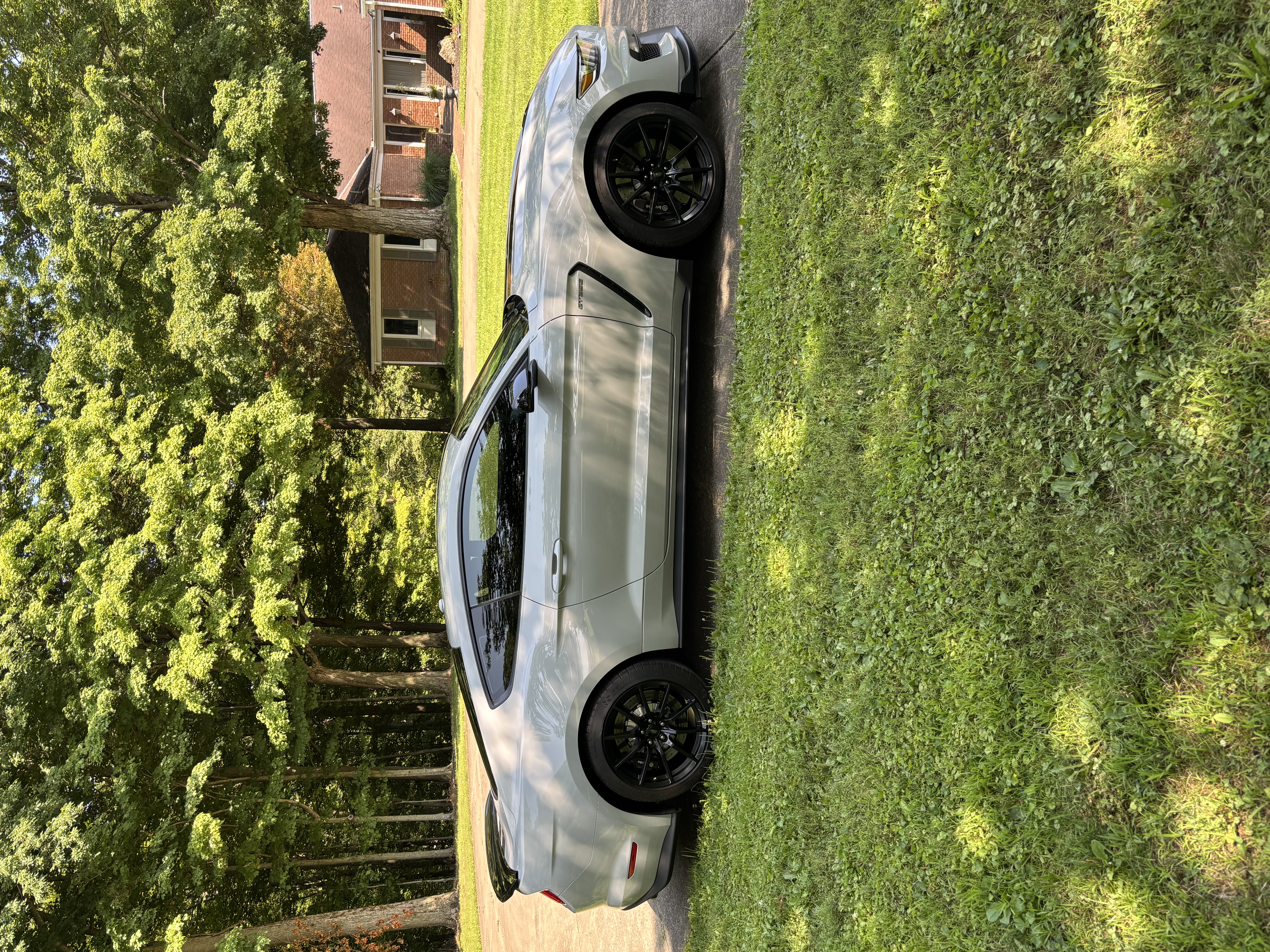 Used 2017 Ford Mustang Shelby GT350 w/ Electronics Package RWD image 5