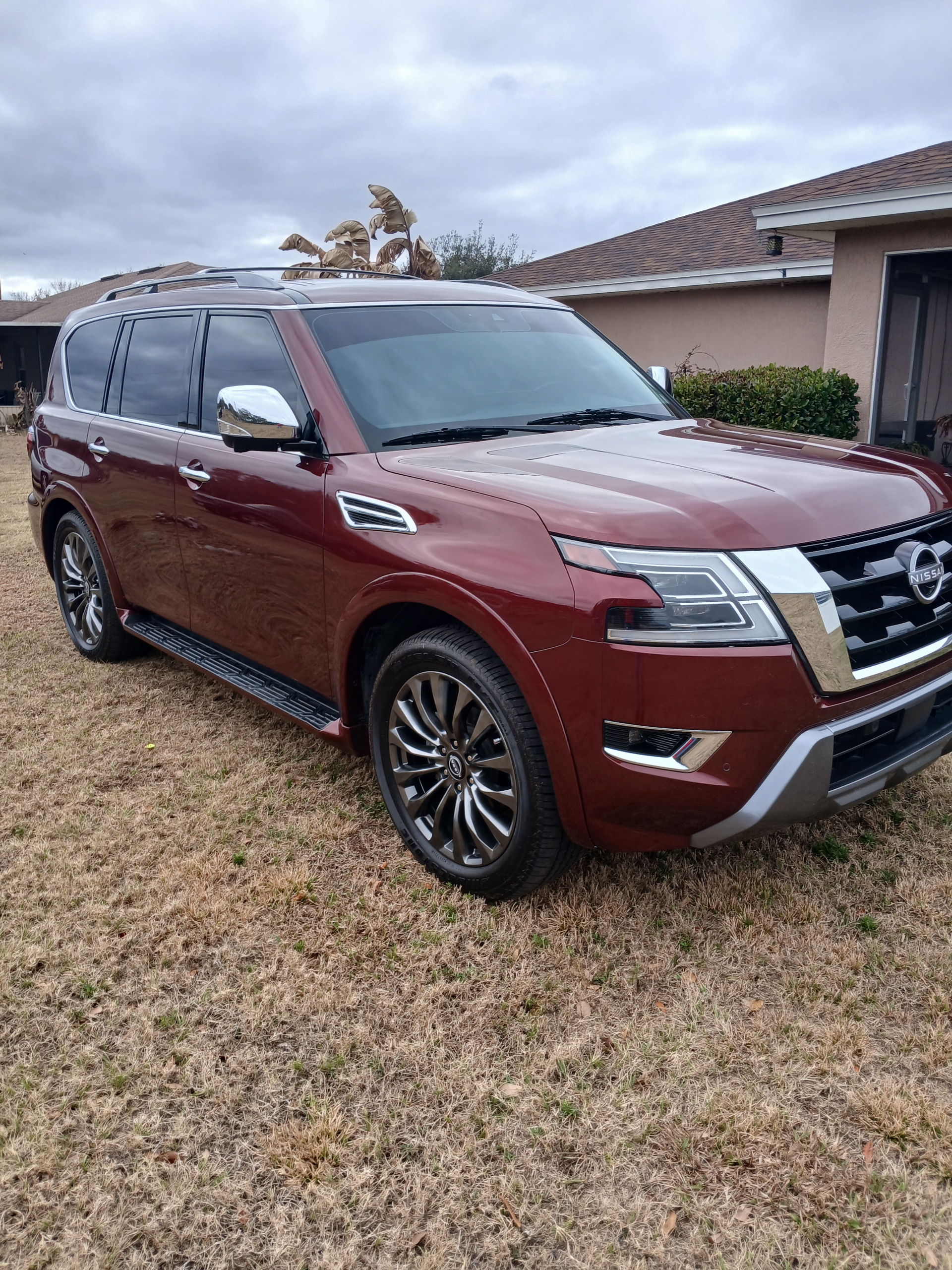 Used 2023 Nissan Armada Platinum w/ Captain's Chairs Package AWD/4WD image 11
