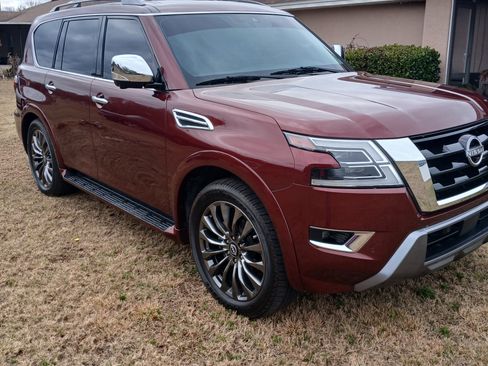 Used 2023 Nissan Armada Platinum w/ Captain's Chairs Package image 11